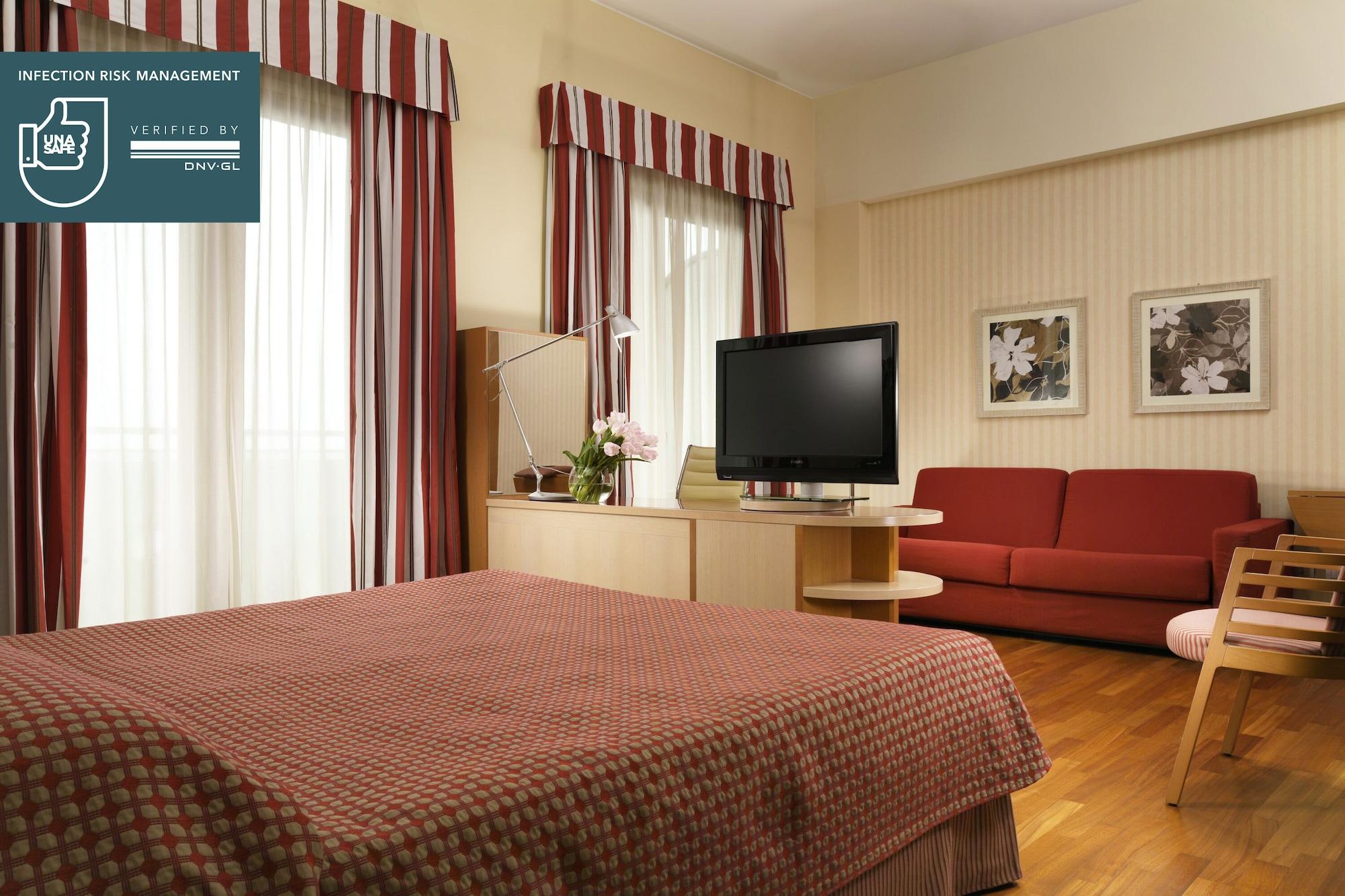 อันอะเวย์ โฮเต็ล แอนด์ เรสซิเดนซ์ ควาร์ก ดูเอ มิลาโน Aparthotel มิลาน ภายนอก รูปภาพ