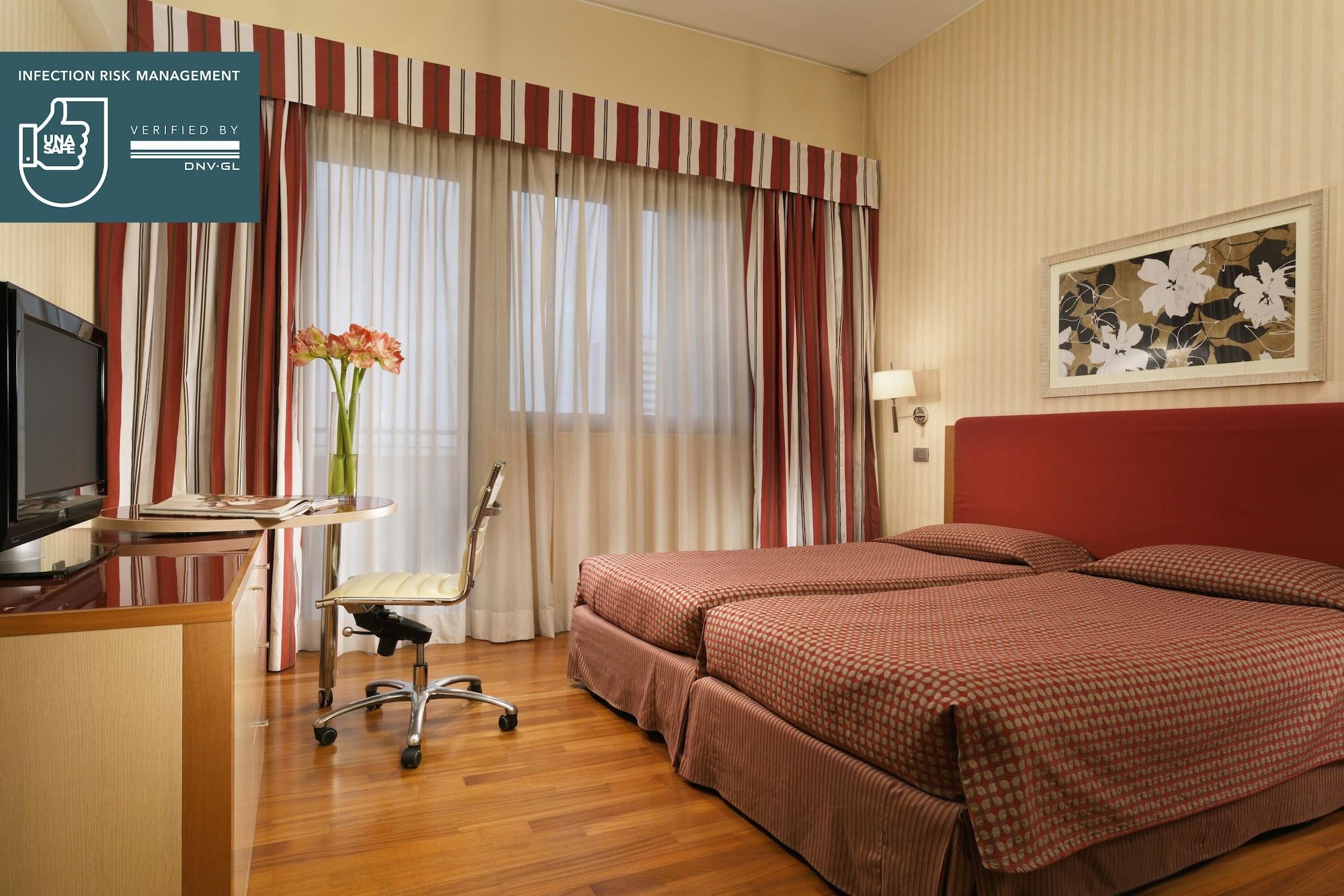 อันอะเวย์ โฮเต็ล แอนด์ เรสซิเดนซ์ ควาร์ก ดูเอ มิลาโน Aparthotel มิลาน ภายนอก รูปภาพ