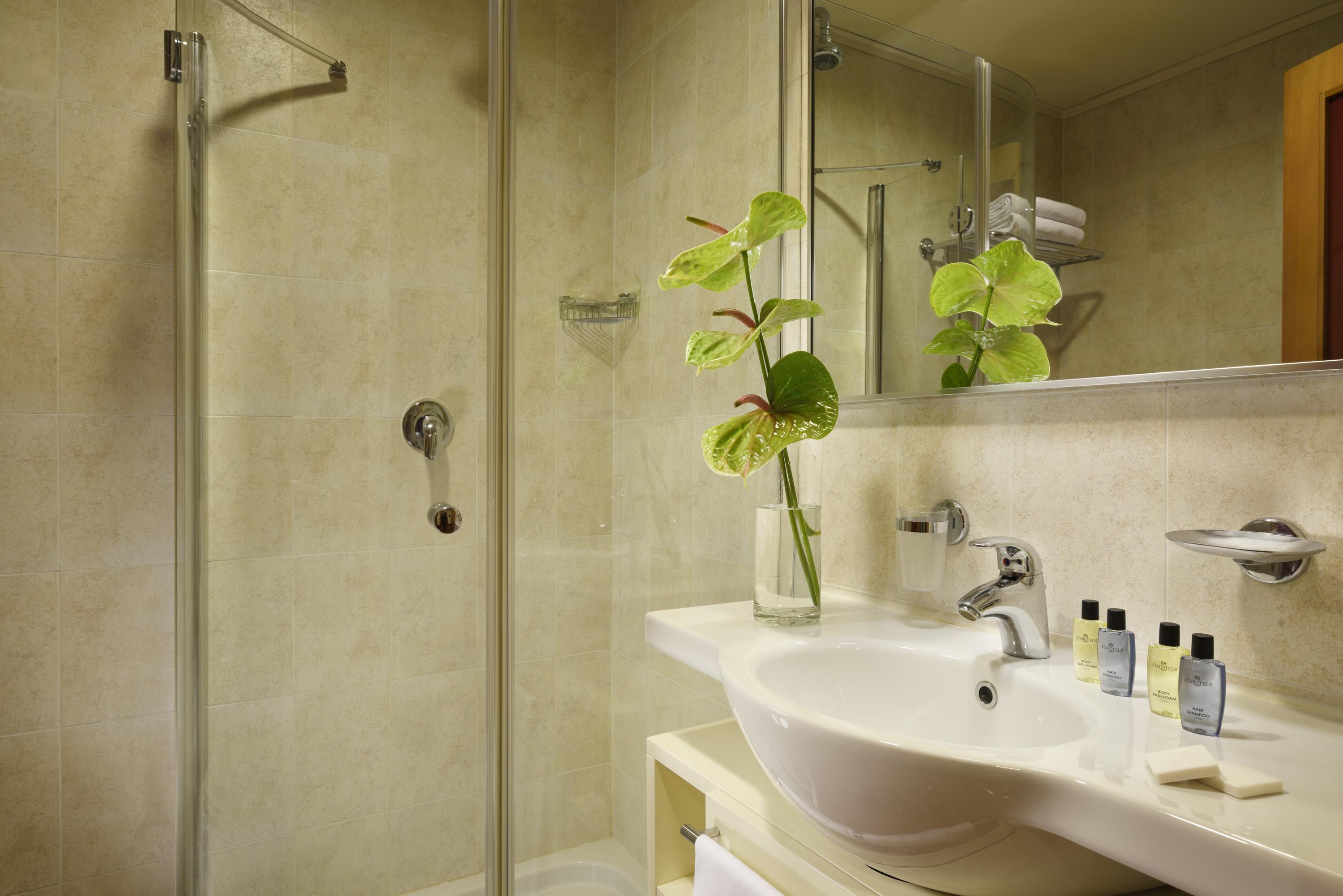 อันอะเวย์ โฮเต็ล แอนด์ เรสซิเดนซ์ ควาร์ก ดูเอ มิลาโน Aparthotel มิลาน ภายนอก รูปภาพ