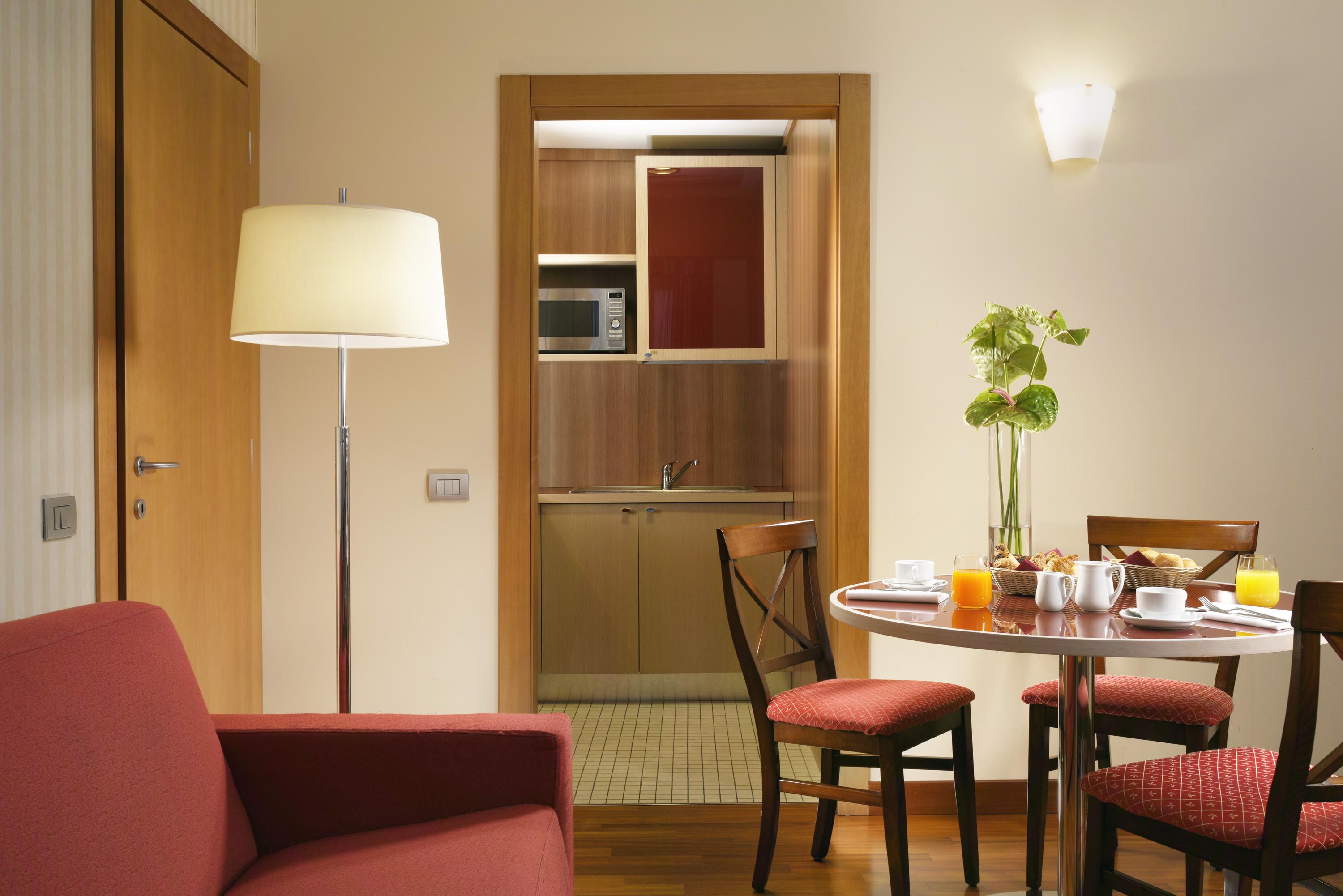 อันอะเวย์ โฮเต็ล แอนด์ เรสซิเดนซ์ ควาร์ก ดูเอ มิลาโน Aparthotel มิลาน ภายนอก รูปภาพ